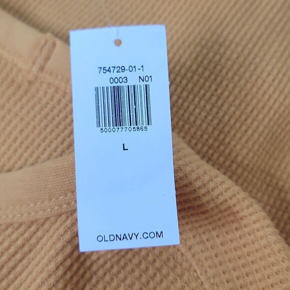 Old Navy. Thermal. Mustard Long Sleeve T-Shirt. Size Large. NWT - Picture 6 of 7